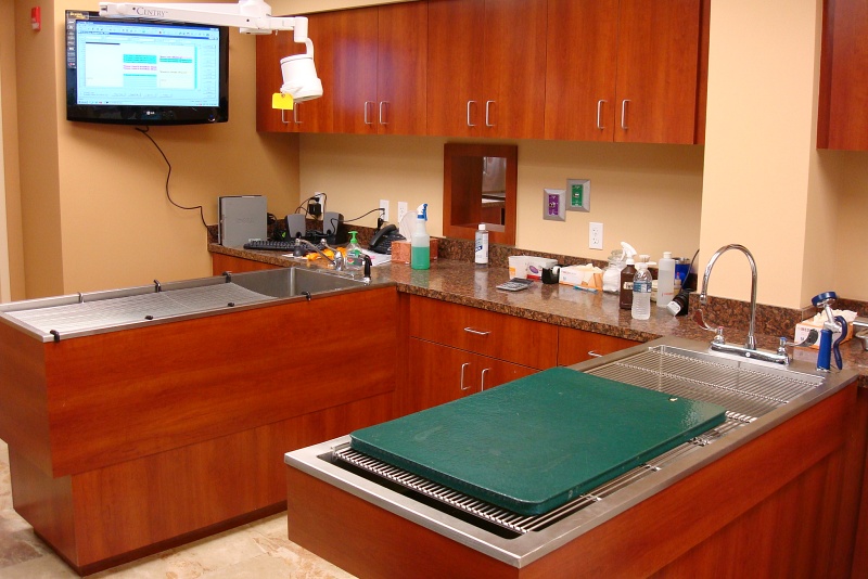 Summit Boulevard Animal Hospital